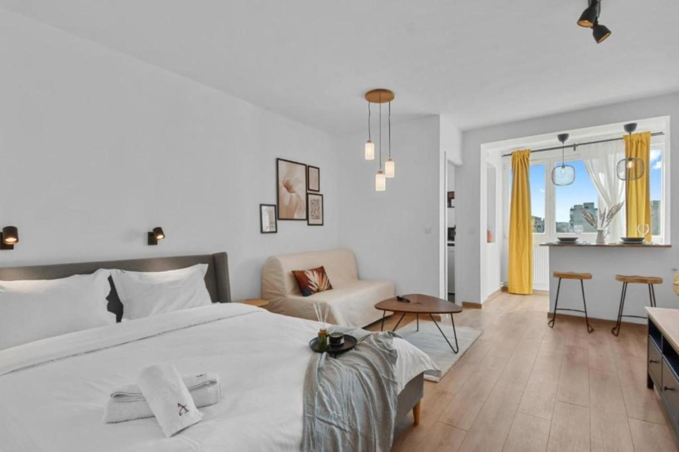 Serene Retreat - Beautifully Designed Studio Bucarest Exterior foto